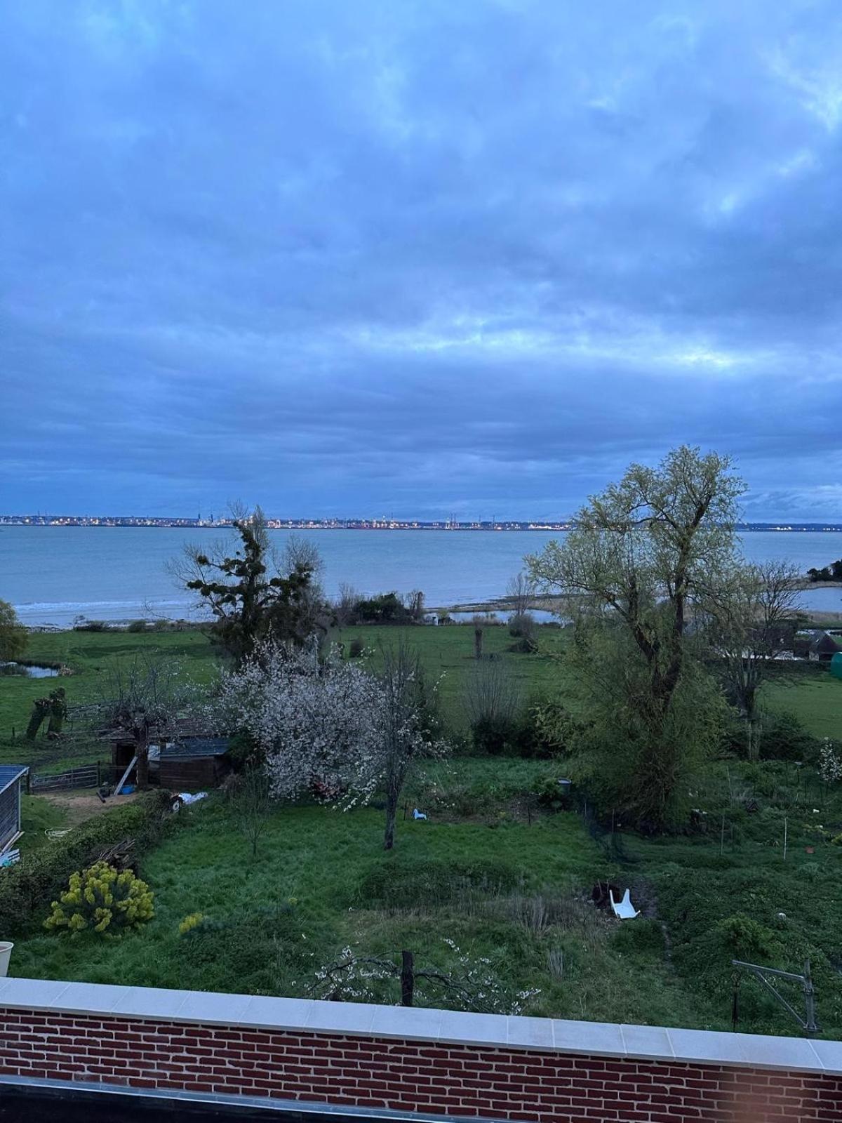 Gites De La Baie D'Honfleur Cricquebœuf エクステリア 写真